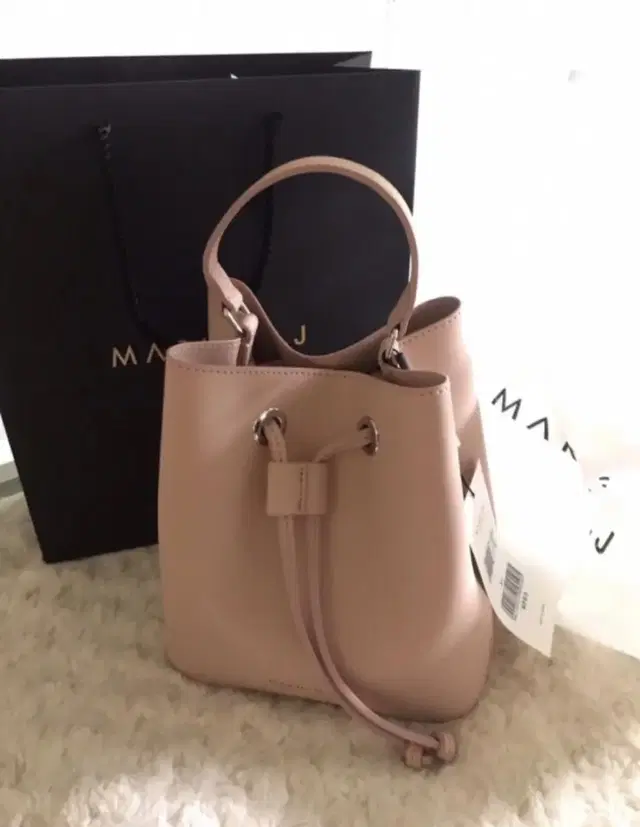 마르헨제이 버킷백 코니백 살몬핑크 Marhen.J Connie bag