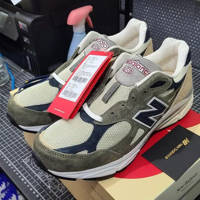 [260] 뉴발란스 990V3 USA 올리브