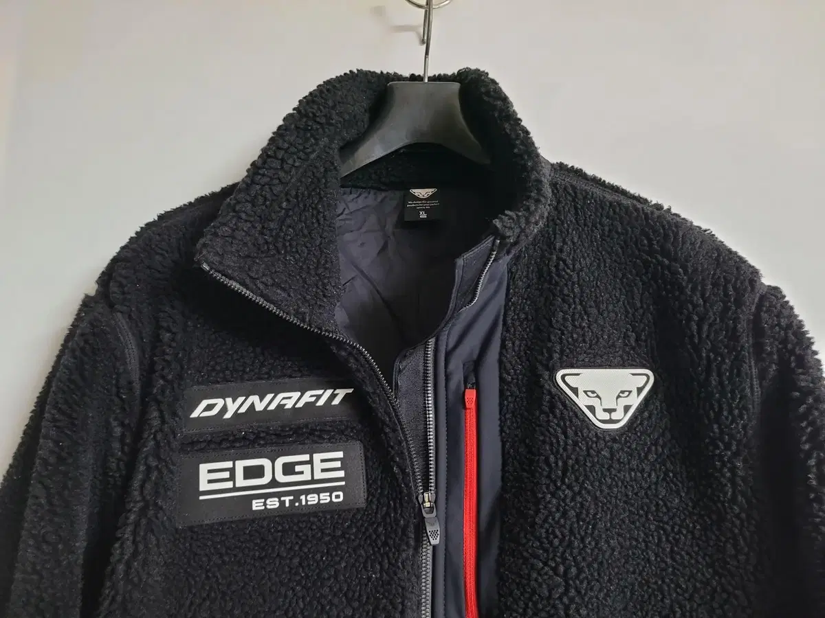 Dynafit Black Poggle Furry Jacket XL Pole1055