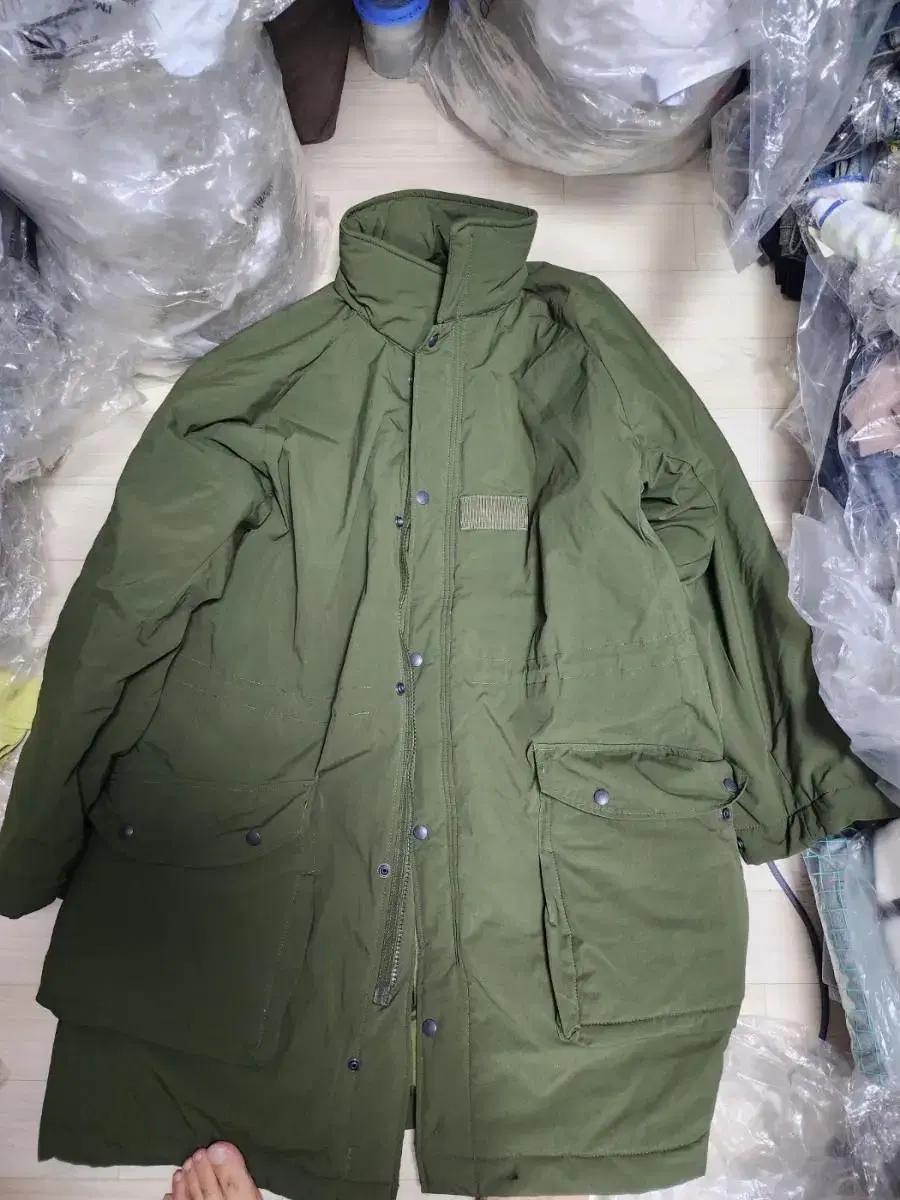 Sweden Yasang Genuine Overfit Khaki Parka Yasang size 105-110