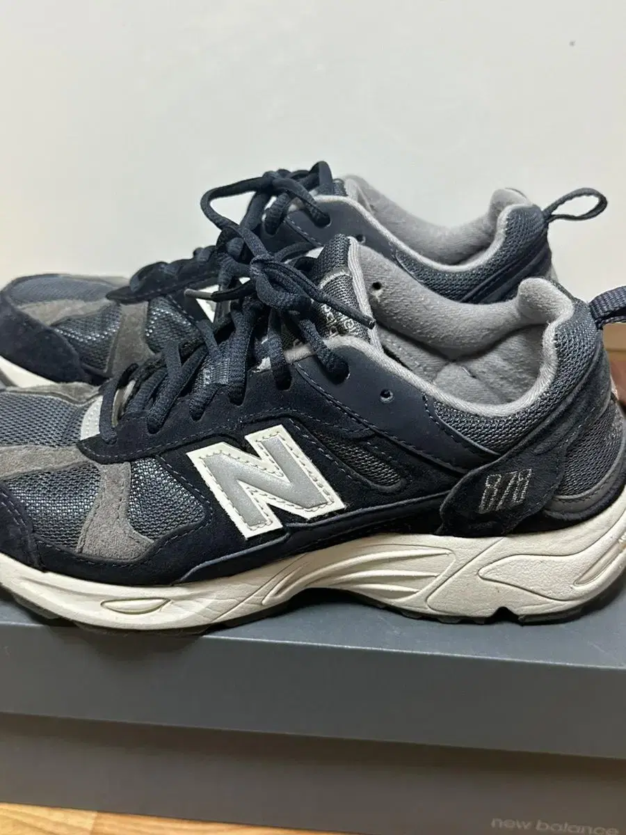 뉴발란스 878 네이비 235 newbalance