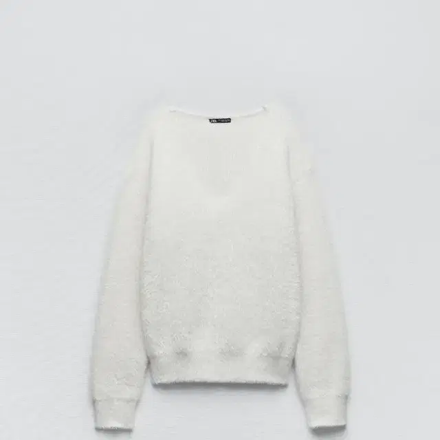 ZARA 자라 Faux fur sweatshirt 퍼 니트