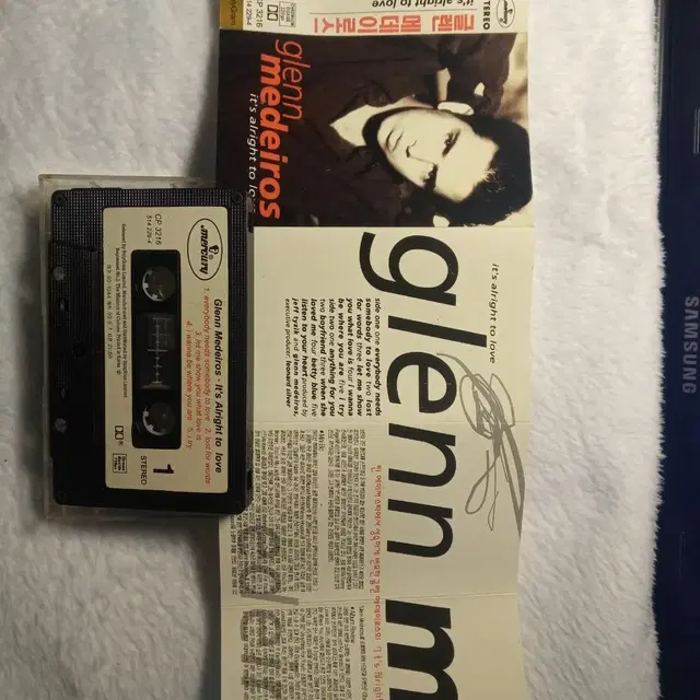 glenn medeiros Tape