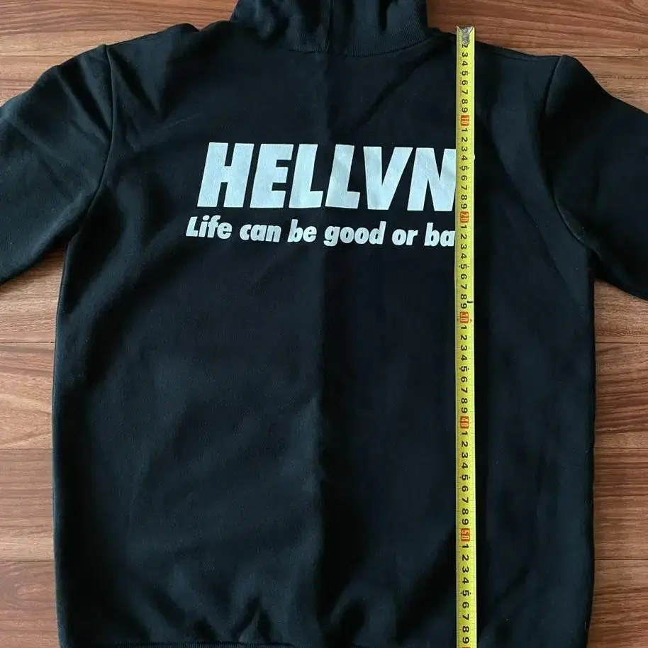 HELLVN 헬븐 목티