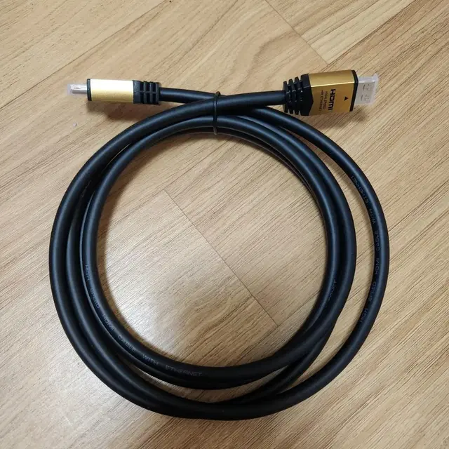 HDMI 케이블 2m (HDMI to HDMI)