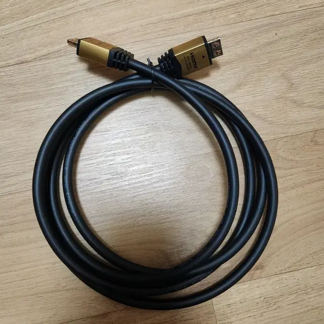 HDMI 케이블 2m (HDMI to HDMI)