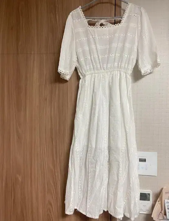 Bridal Shower White ONEPIECE 55 (New)