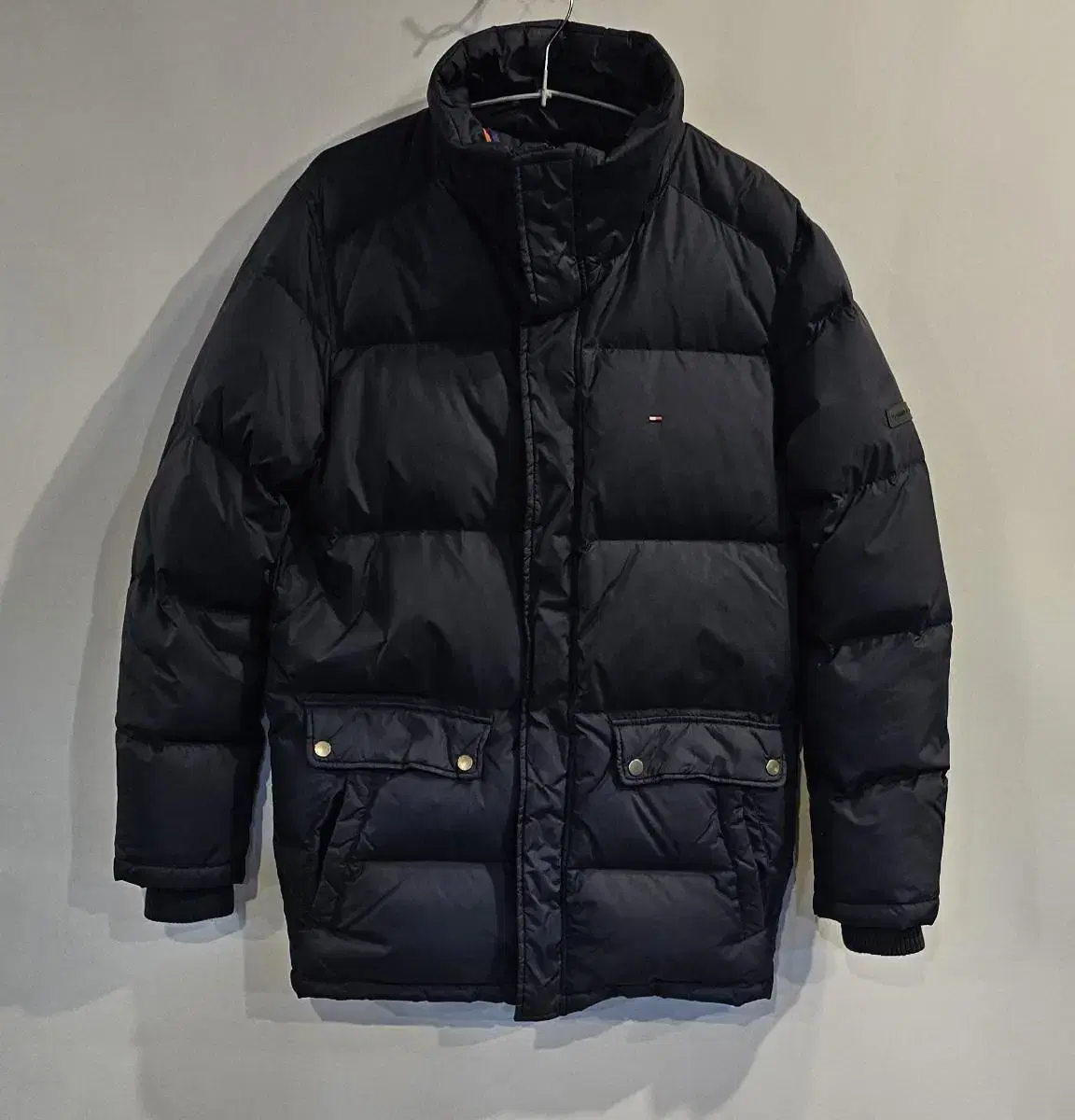 Tommy Hilfiger Men's Padded jacket size 95