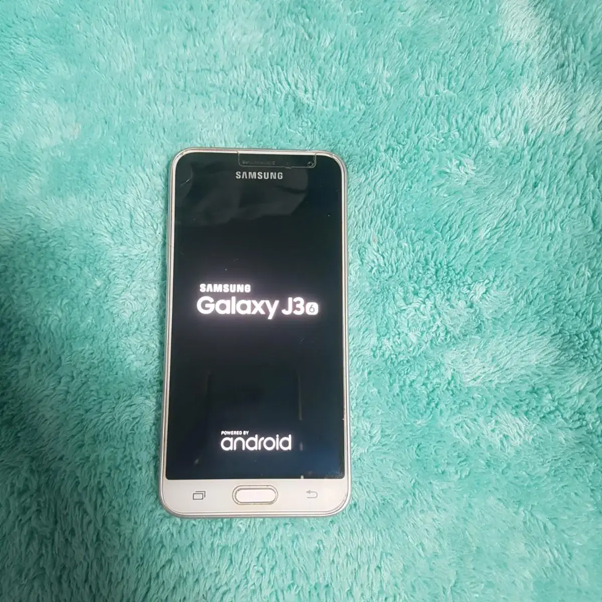 무료배송 깔끔한 화이트 J3 SM-J320NO 8GB 카톡가능 3사가능