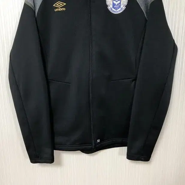 엄브로(umbro) 파주U-18 선수지급 트랙탑/자켓 100