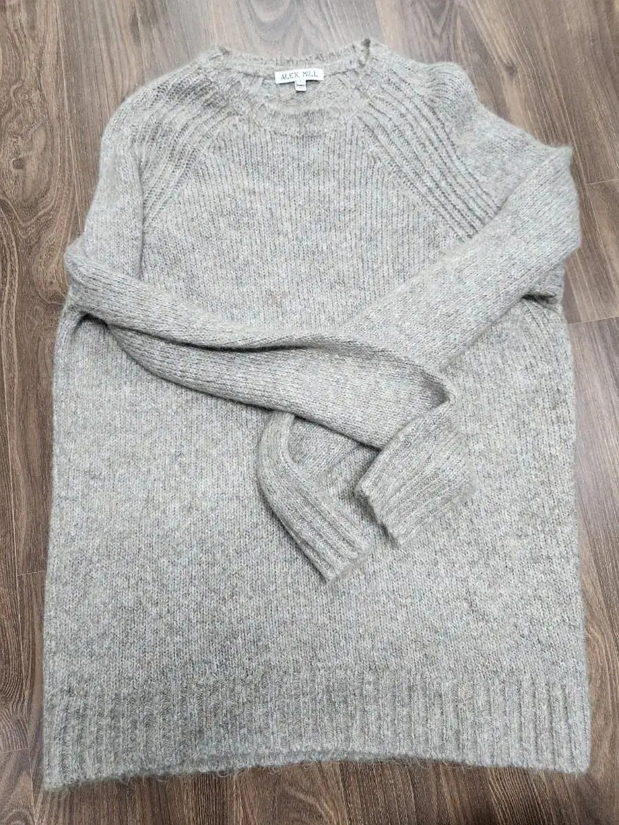 ALEX MILL Luxury Knits