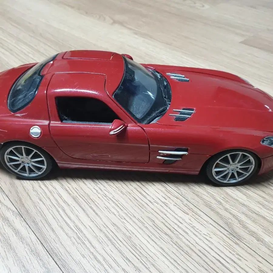 모형 자동차 1:18 벤츠 SLS AMG