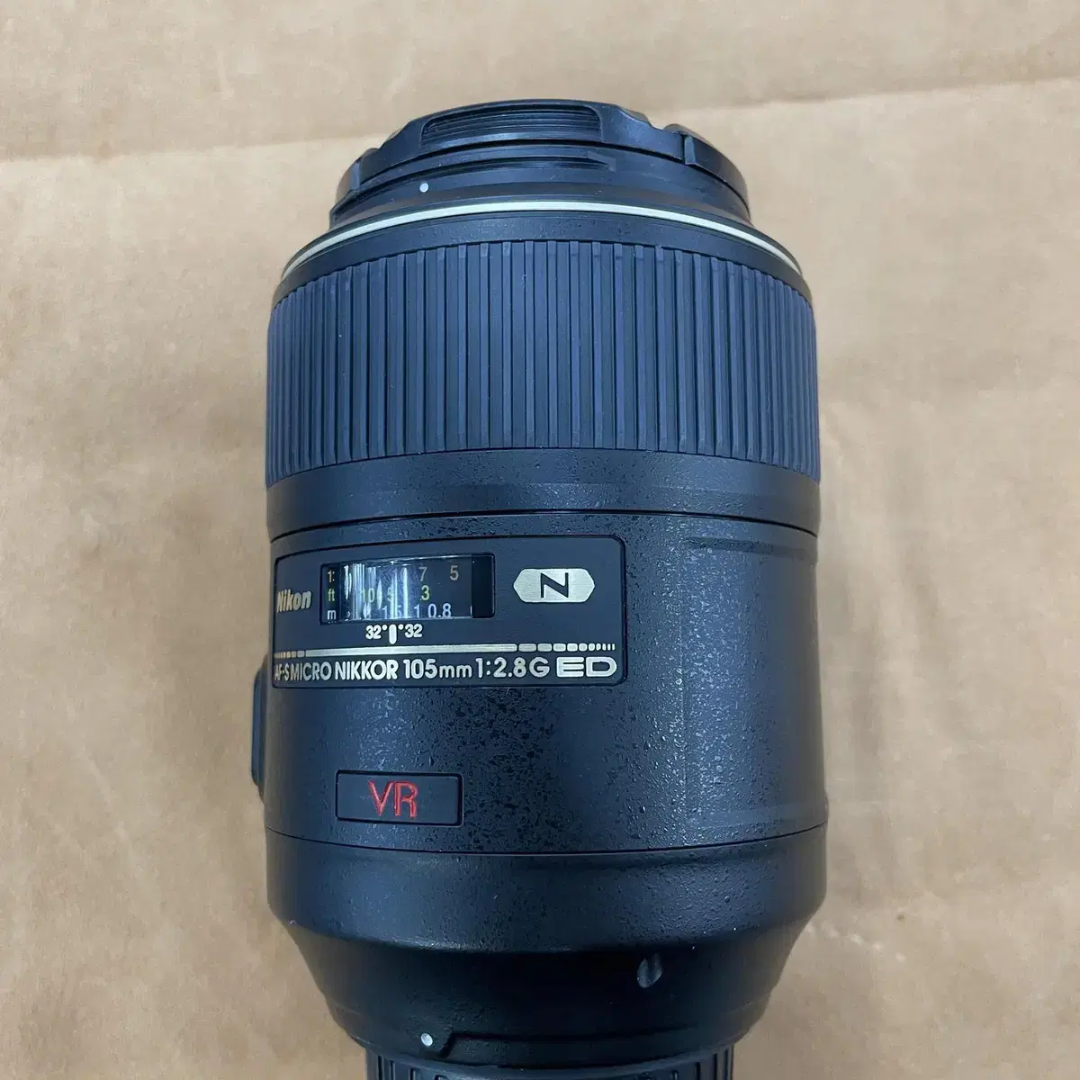 니콘 AF-S 16-80mm, 105mm VR