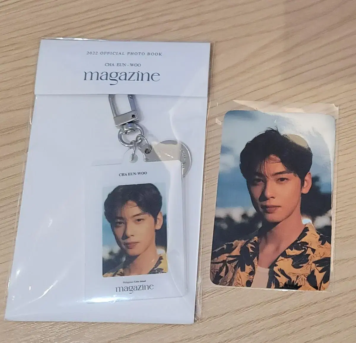 Astro cha eunwoo photobook Magazine MD Photo Keyring