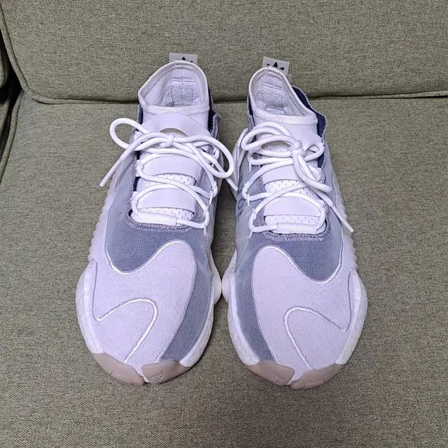 아디다스 컨소시엄 크레이지 BYW LVL2 x Bristol BB7682