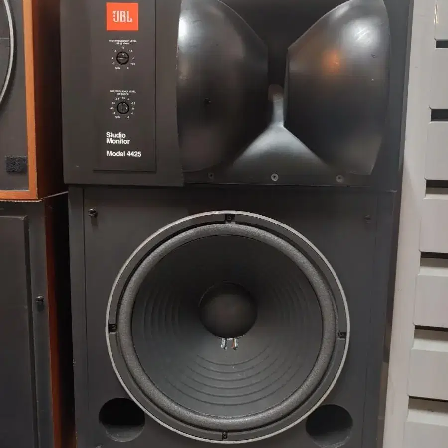 JBL MODEL4425 스튜디오 모니터 스피커