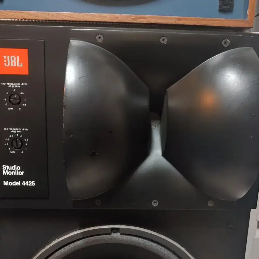 JBL MODEL4425 스튜디오 모니터 스피커