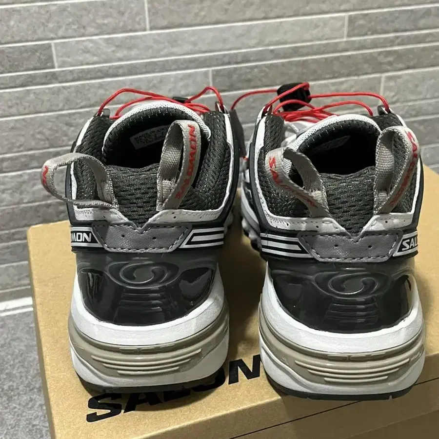 살로몬 ACS pro beluga