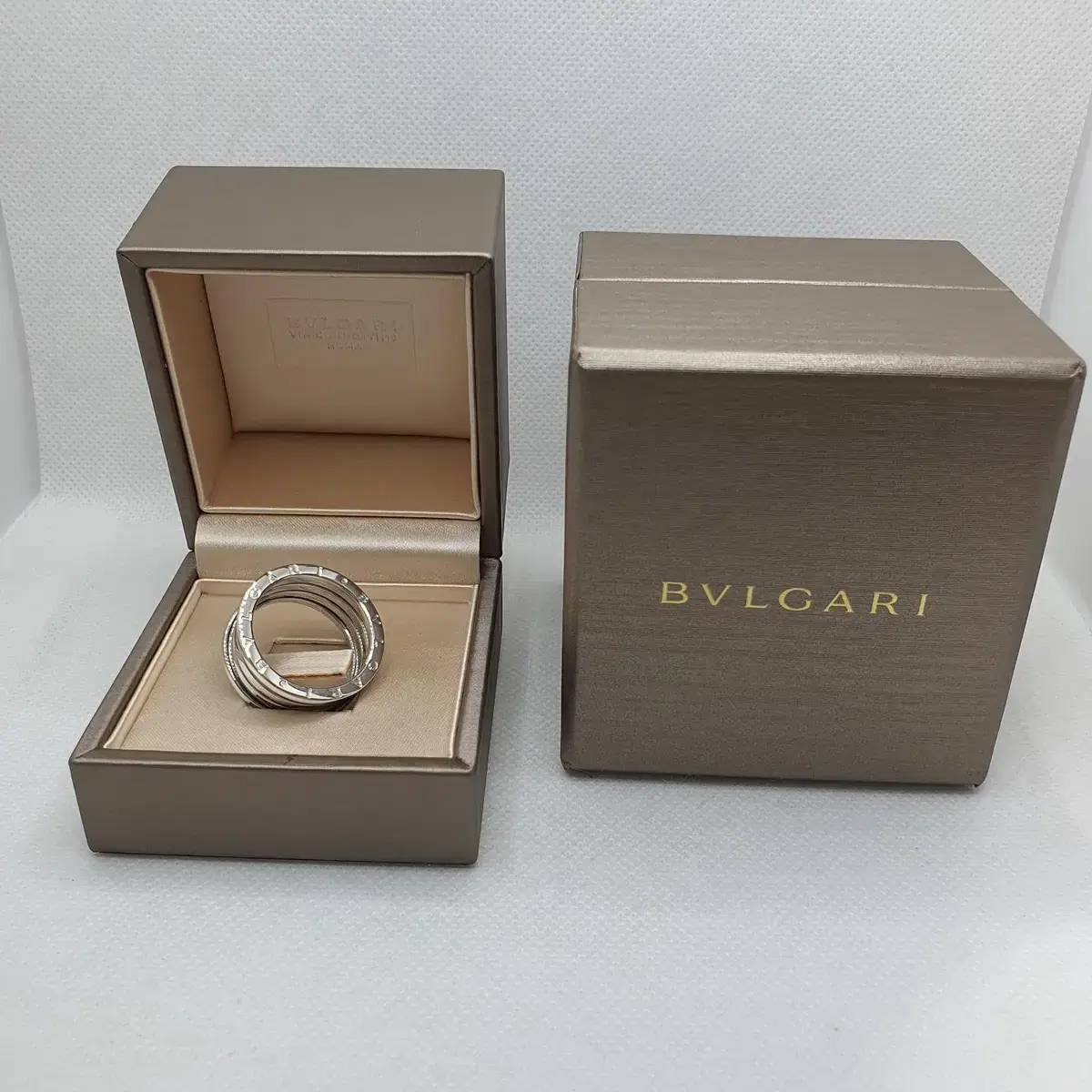 특가 BVLGARI 불가리 18K WG B-zero 비제로 4링 62호