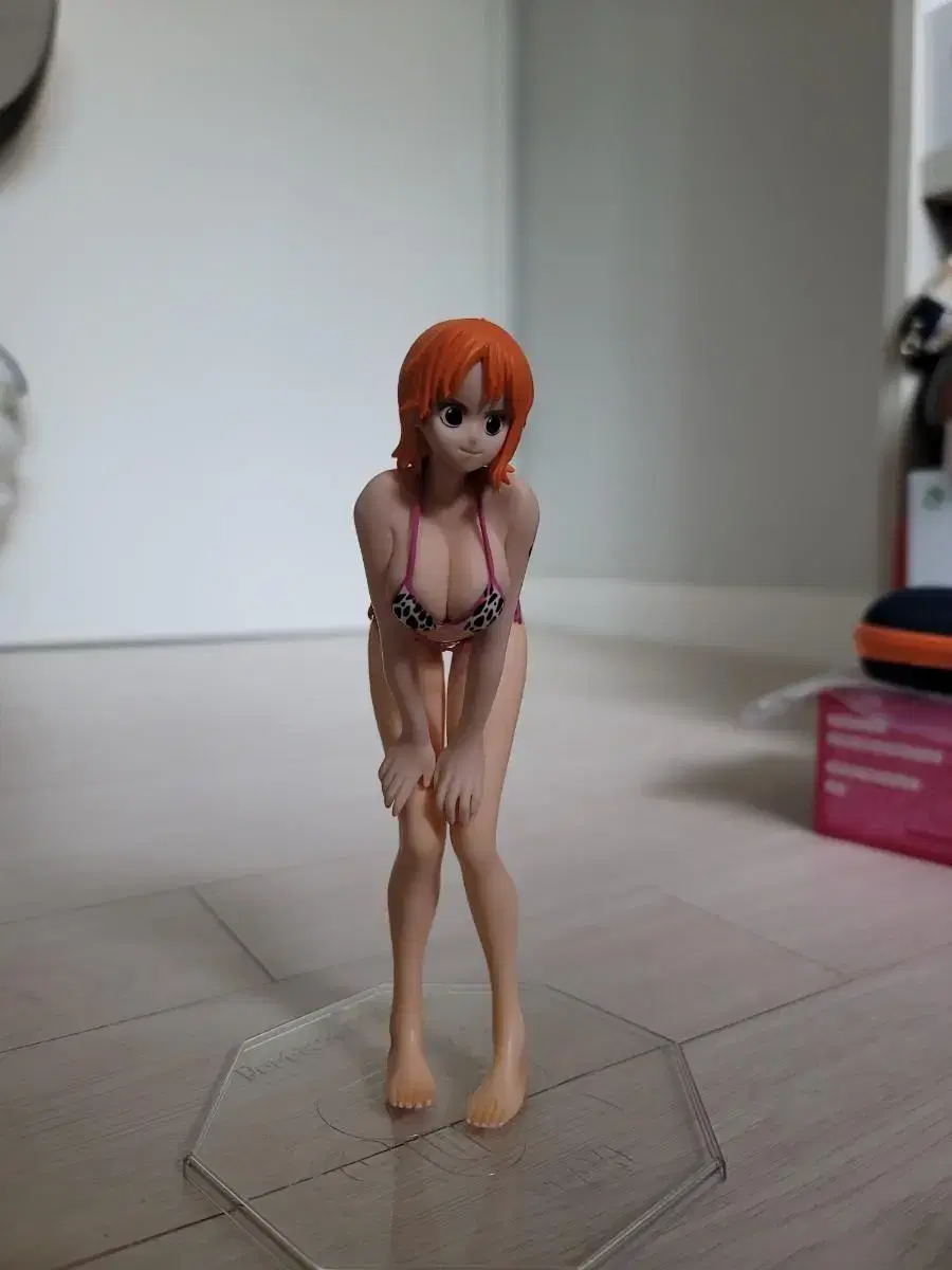 ONEPIECE Figure Nami Pink Version for Sale