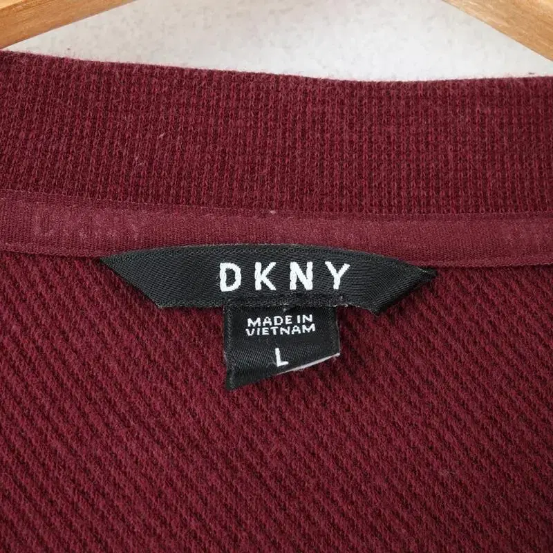 (L) DKNY 디케이앤와이 도나카란 긴팔티셔츠 무지 와인 이오빈티지