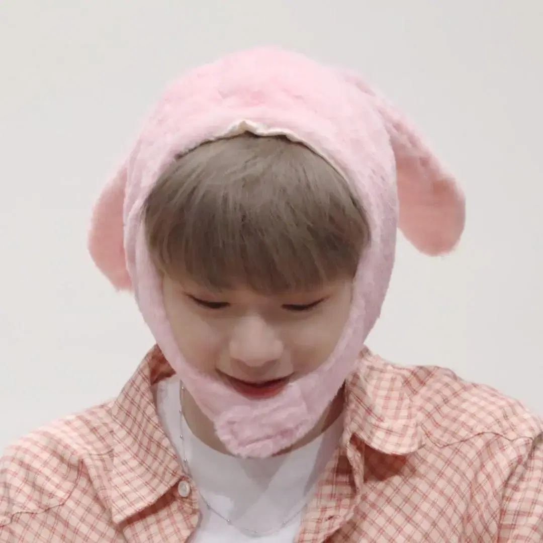 강다니엘 굿즈 무나 받습니다