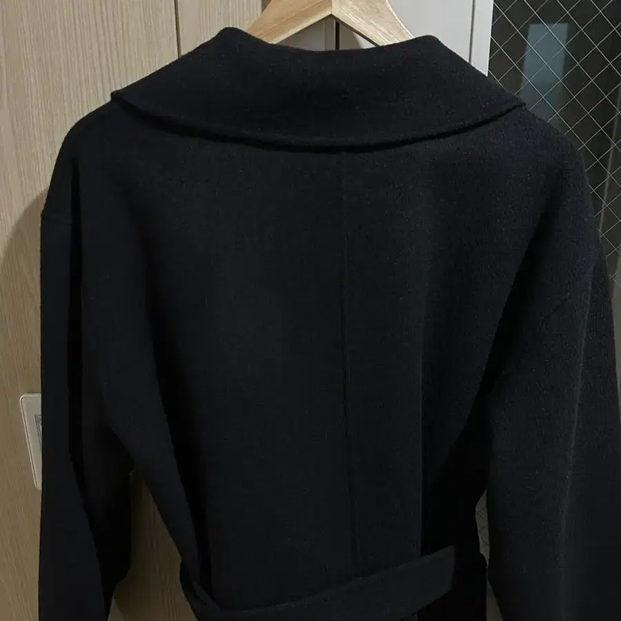 Robe handmade coat - black리얼옐로우 누보 핸드메이드