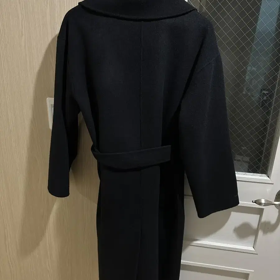 Robe handmade coat - black리얼옐로우 누보 핸드메이드