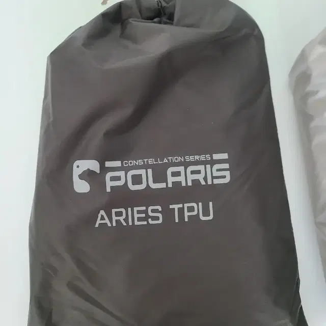 폴라리스 아리에스 tpu 우레탄창 팝니다.