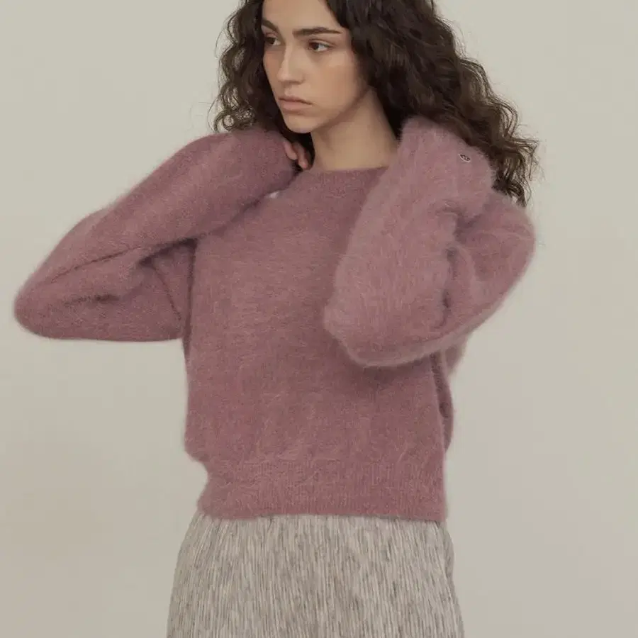 다이애그널 MOHAIR BASIC KNIT (거의 새상품)