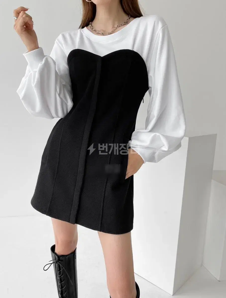 (New Product) Color-blocked MANTOOMEN Mini ONEPIECE