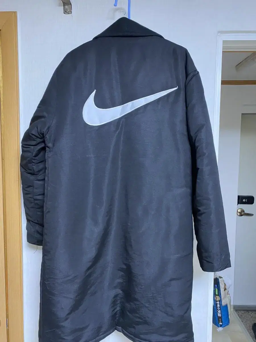 Nike Swoosh Dobba Padding