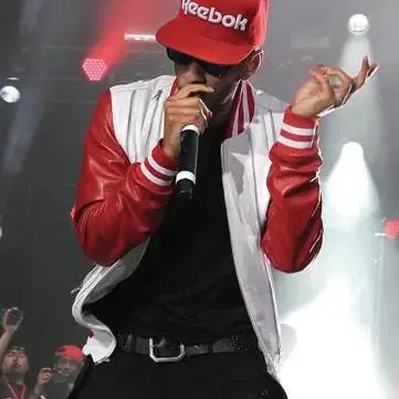 리복 REEBOK X SWIZZ BEATZ SNAPBACK 모자