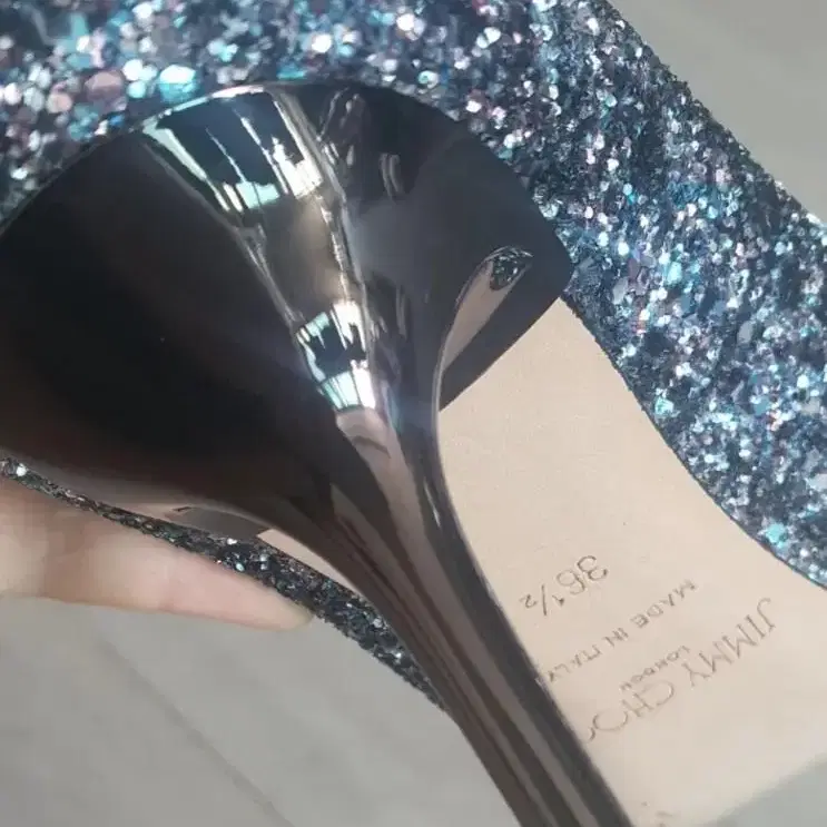 지미추(JIMMY CHOO)글리터 구두