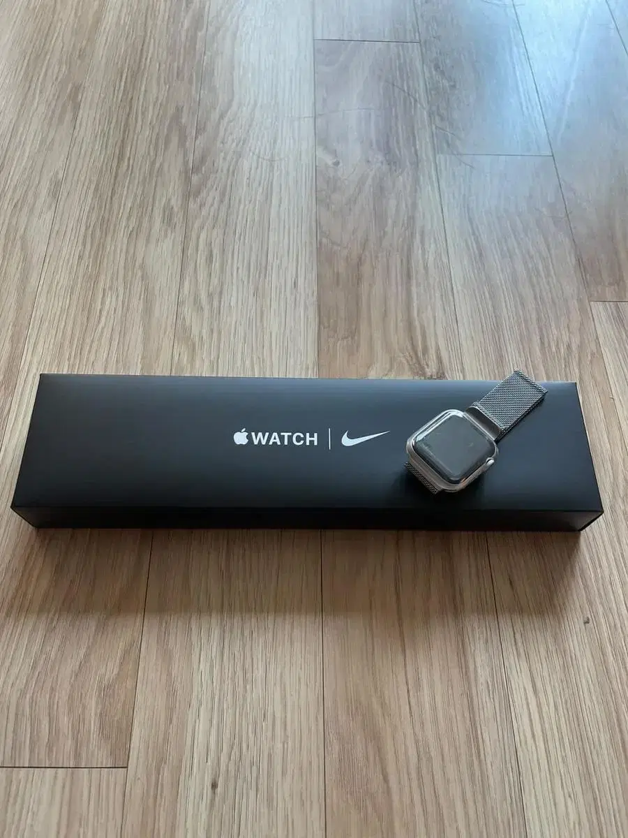 Apple Watch SE 40mm Silver Cellular