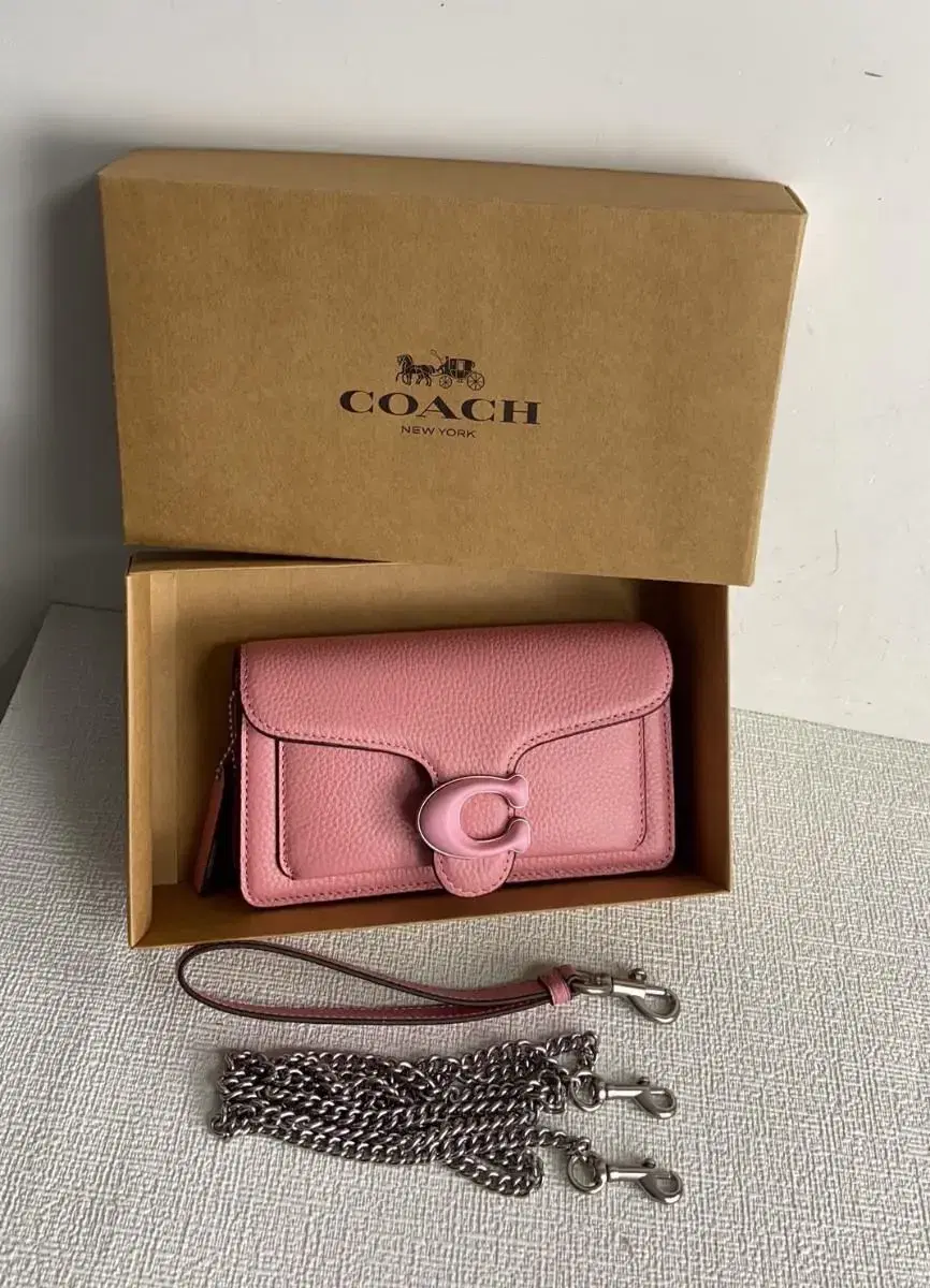 코치 Tabby Crossbody Wristlet COACH CJ925