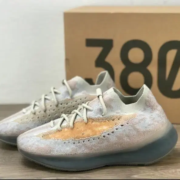 Adidas yeezy 380 페퍼 논리플렉티브 265