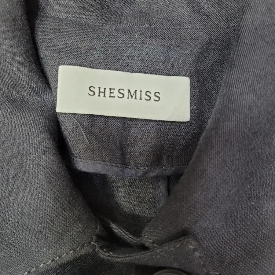 (새상품급) SHESMISS 2023년 쉬즈미스 린렌 자켓 / 여 55