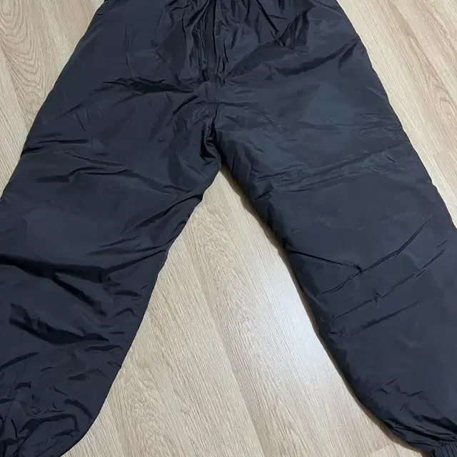 디스이즈네버댓 ECW pants M사이즈 팝니다