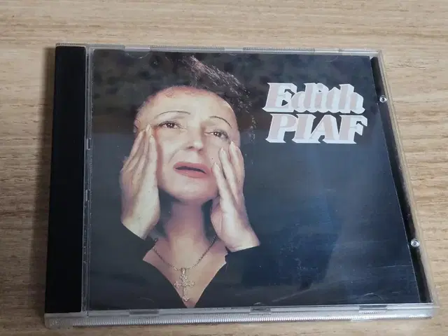 Edith Piaf-De L'Accordeoniste AMilord CD