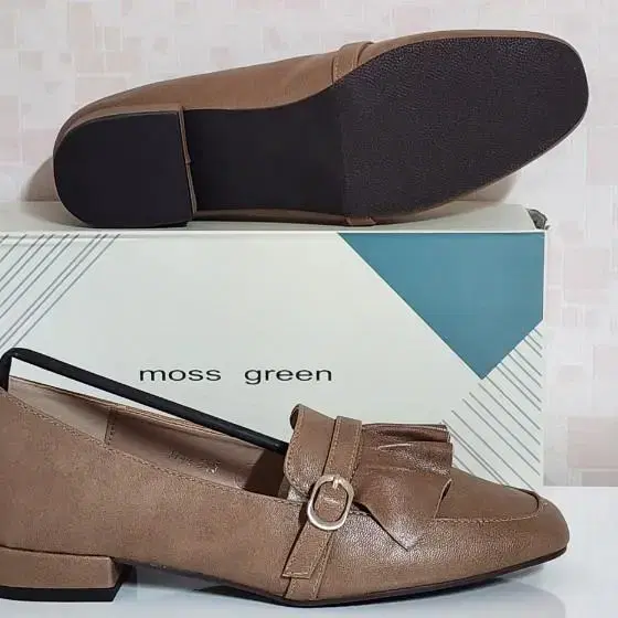 모스그린 moss green 여성단화245 새상품