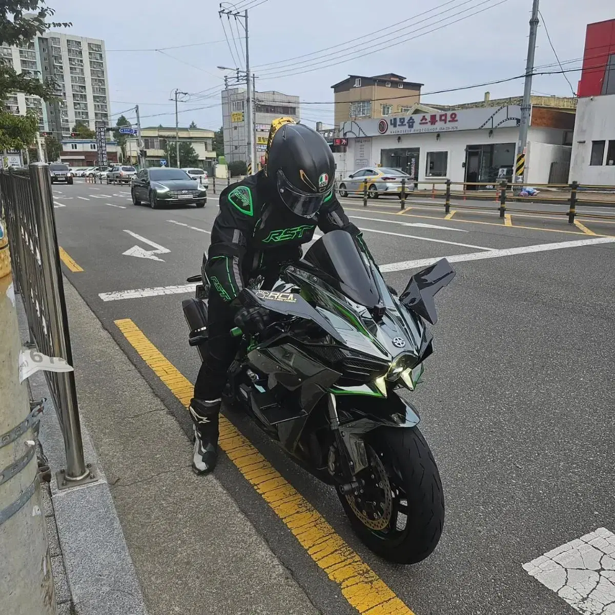 agv 피스타 gp r 70주년 한정판헬멧