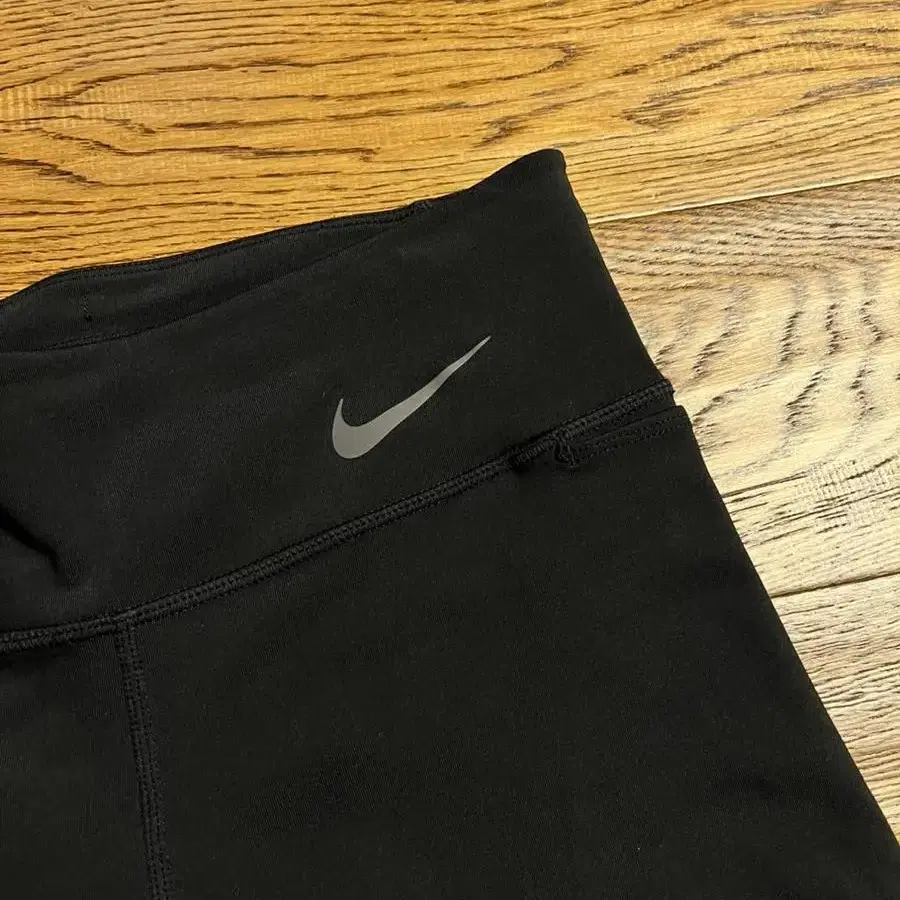 나이키 드라이핏 레깅스 NIKE 헬스 러닝 피티 필라테스 홈트