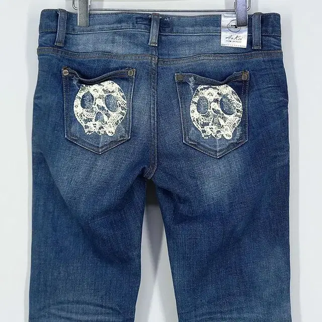 A&KEI JEANS 여 스컬프린팅 데님팬츠 진청28 (HU17808)