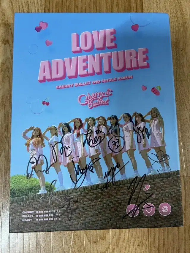 체리블렛 Cherry Bullet 친필 싸인 앨범