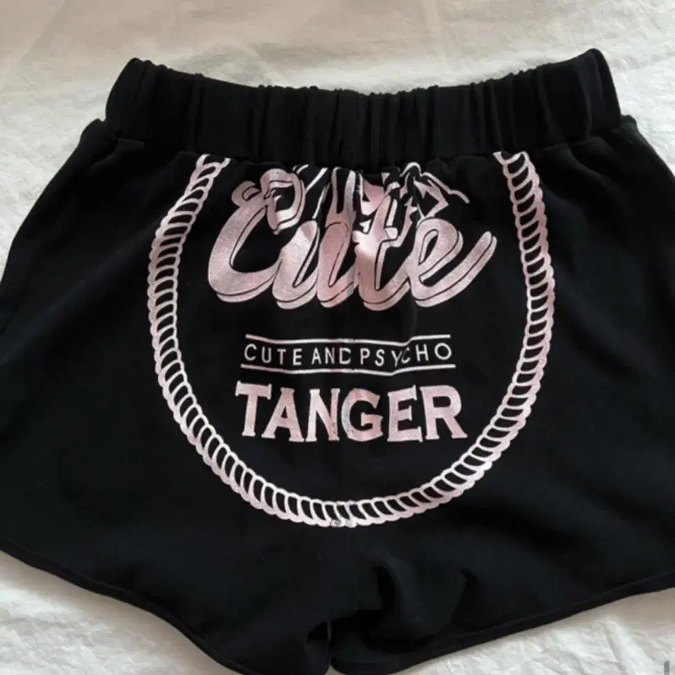 탠저 텐저 tanger printing short short