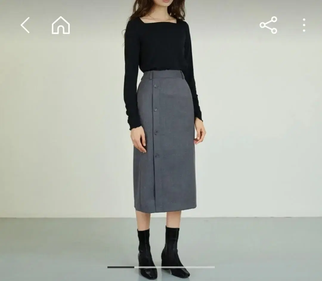 I'm selling a long skirt.