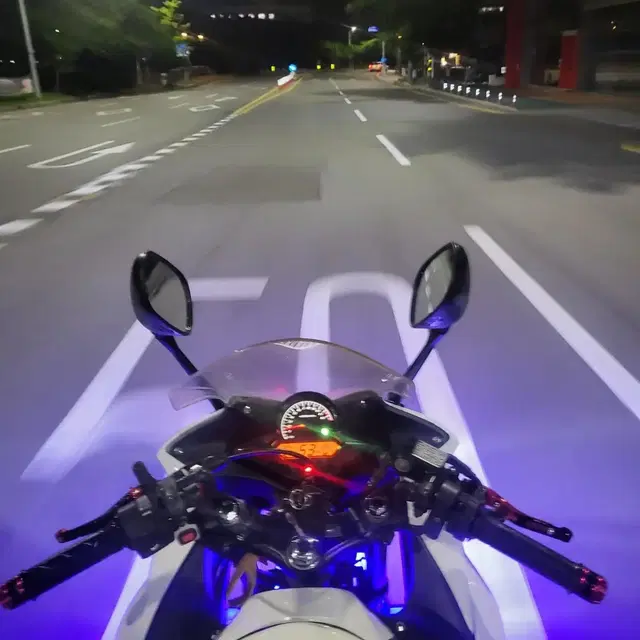 cbr125 건담 2014년식