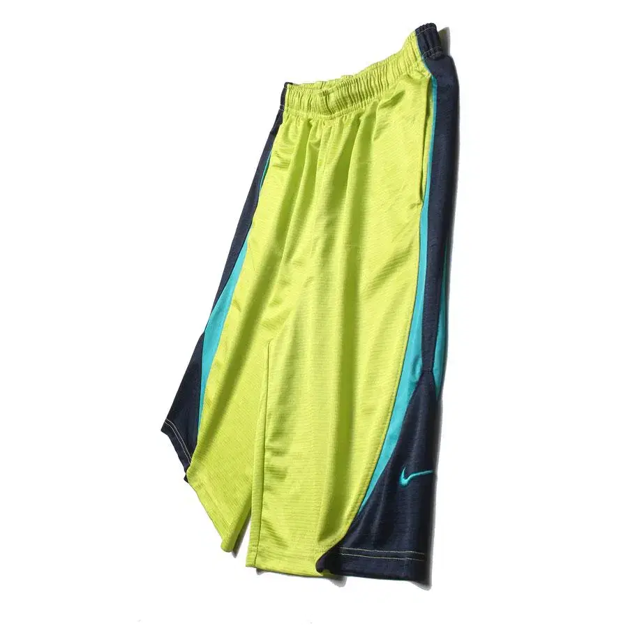 32 Nike Polyshorts Loose Fit 672