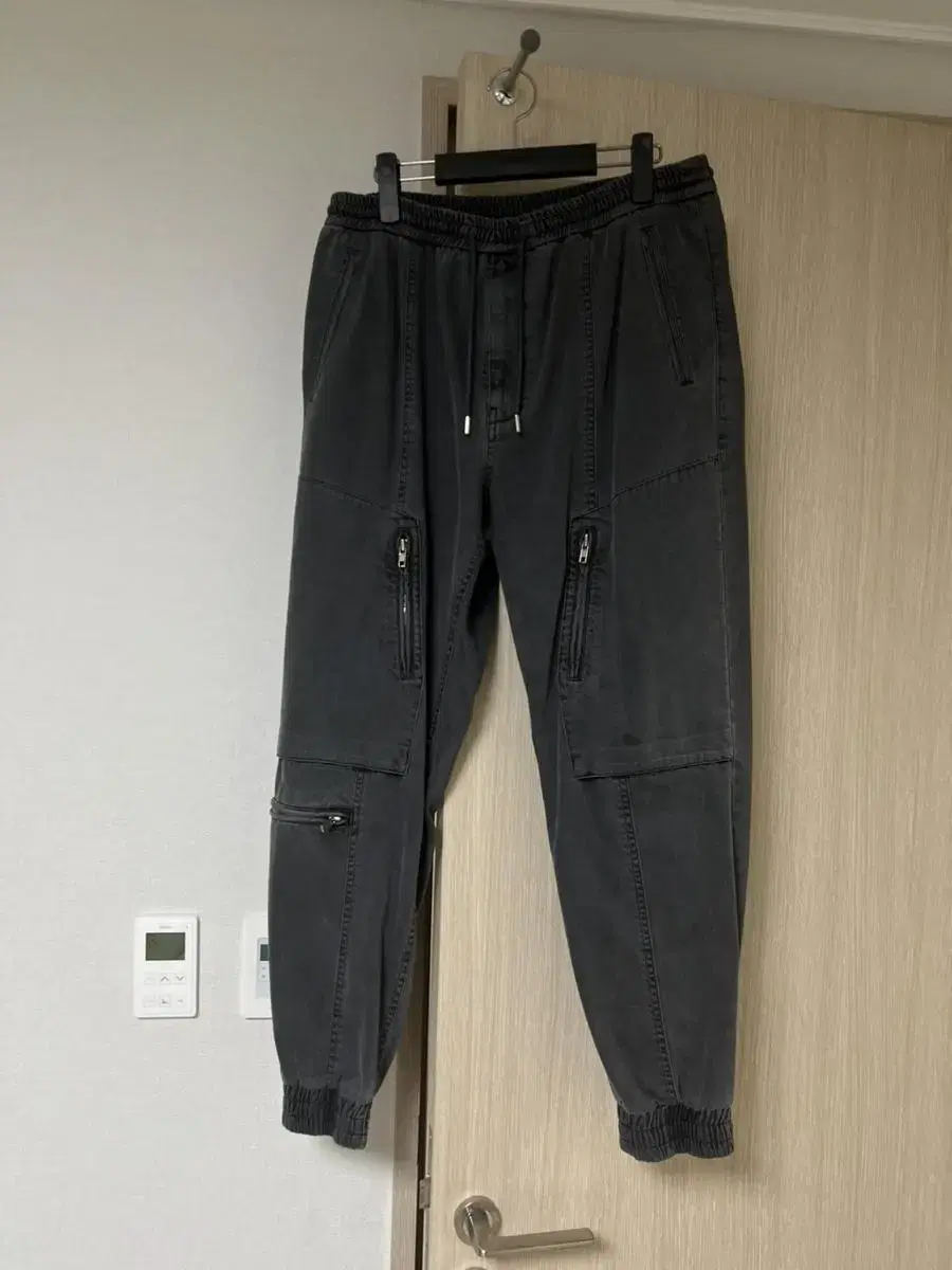 [50]20SS Diagonal Zipper Ashjogger